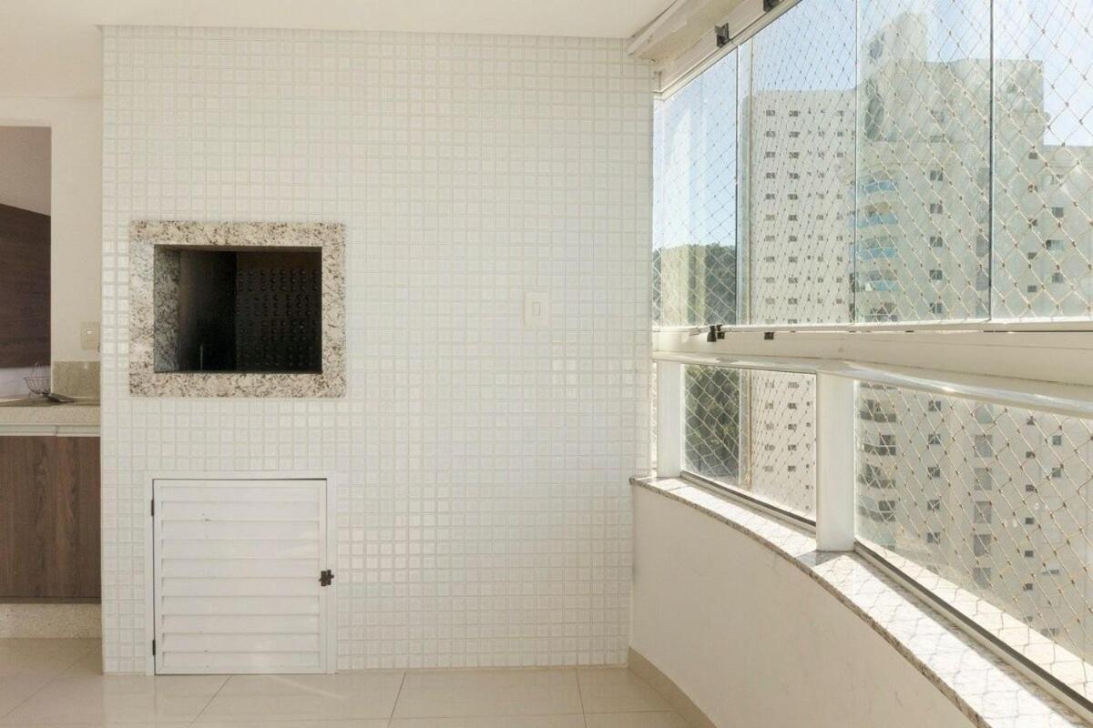 Linda Vista, Um Apartamento Por Andar, 3 Suites, 2 Garagens Balneário Camboriú 外观 照片