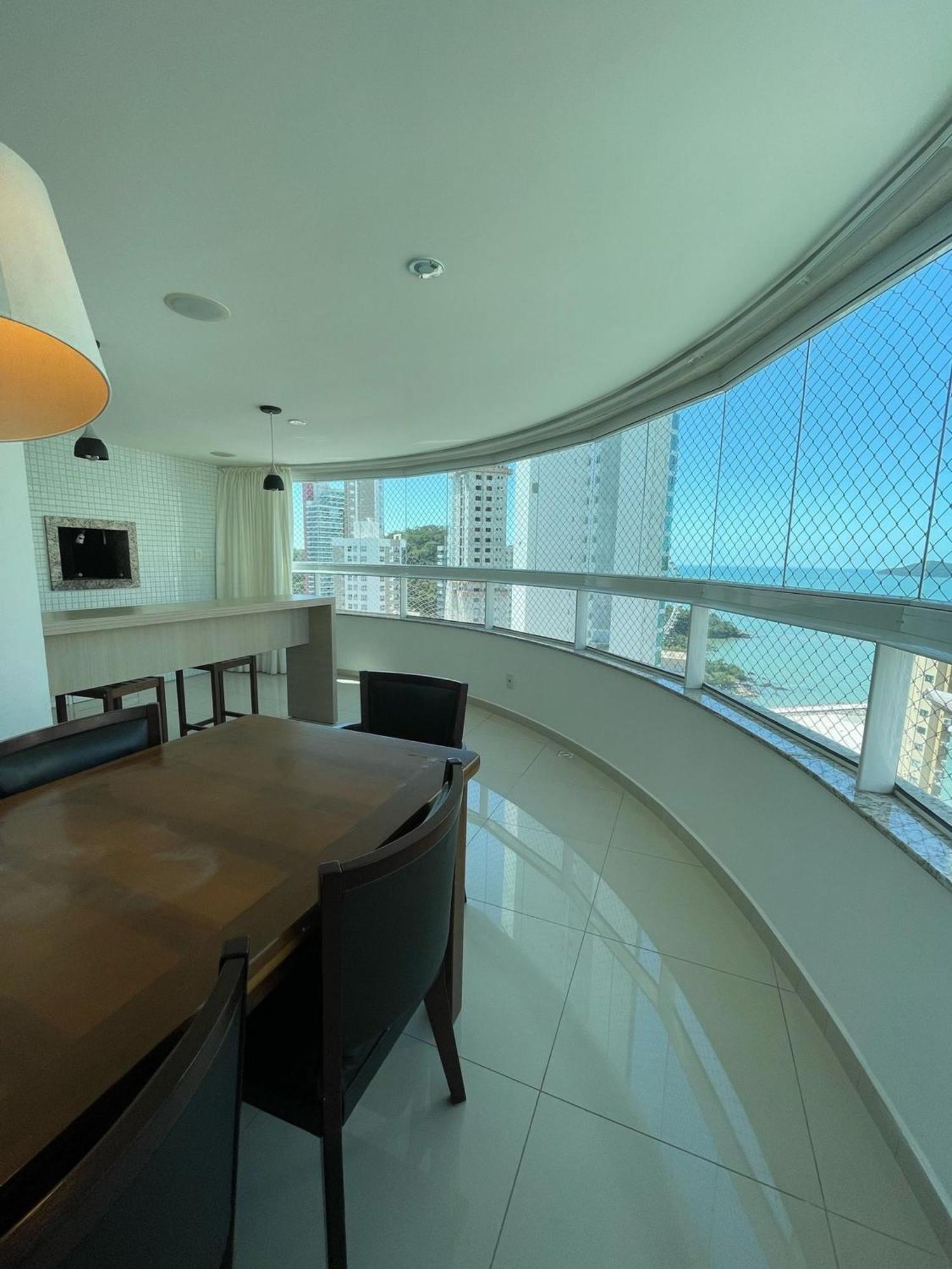 Linda Vista, Um Apartamento Por Andar, 3 Suites, 2 Garagens Balneário Camboriú 外观 照片